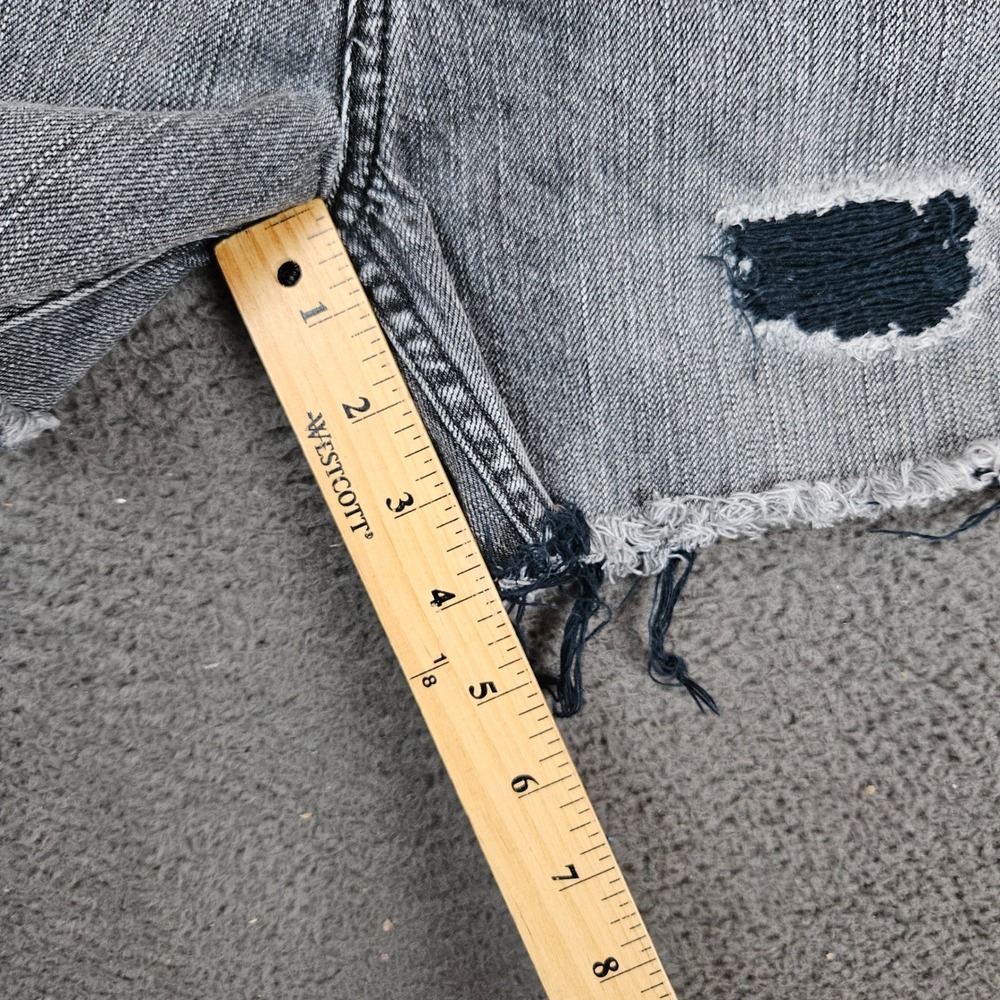 AllSaints Carson Boyfit Shorts Gray Distressed Denim Cut‎ Off Womens Size 31 - Picture 4 of 8